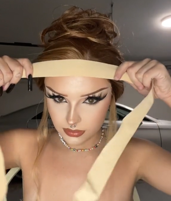 HOW TO CHANGE THE HAIR PARTING LINE OF SYNTHETIC LACE FRONT WIGS